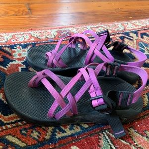 Women’s Size 8 Chacos